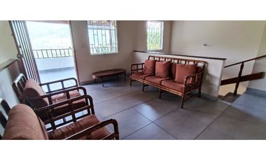 Vendo finca Girardota con 7 alcobas