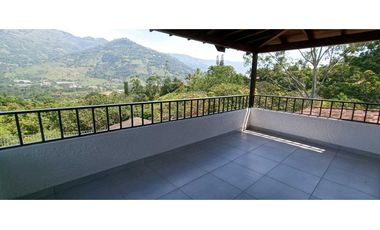 Vendo finca Girardota con 7 alcobas