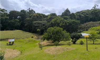 Casa Finca  en venta – La Ceja, Vereda Las Lomitas