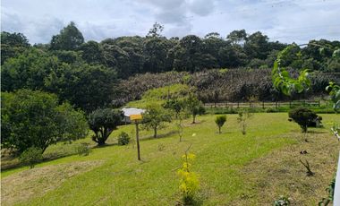 Casa Finca  en venta – La Ceja, Vereda Las Lomitas