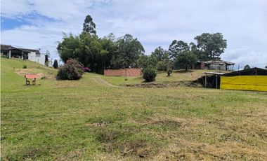 Casa Finca  en venta – La Ceja, Vereda Las Lomitas