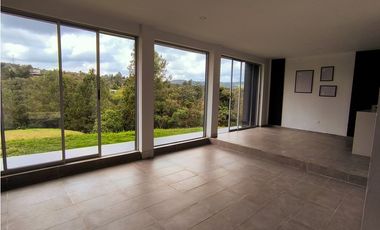 Casa en Venta en Medellín Santa Elena