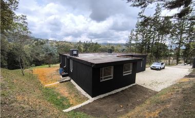 Casa en Venta en Medellín Santa Elena