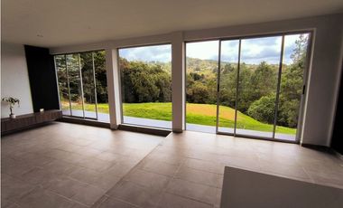 Casa en Venta en Medellín Santa Elena