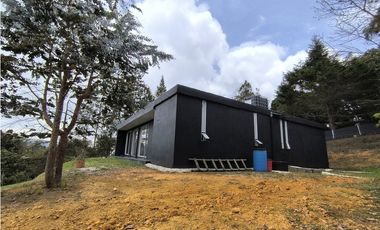 Casa en Venta en Medellín Santa Elena