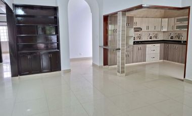 SE VENDE CASA EXTERNA EN EL REFUGIO SUR CALI