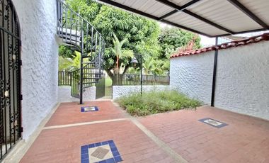 SE VENDE CASA EXTERNA EN EL REFUGIO SUR CALI