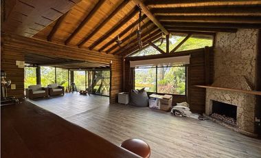 Arriendo casa campestre un nivel con vista en unidad cerrada Rionegro