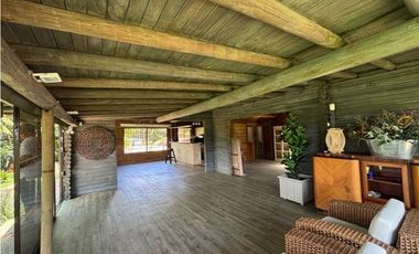 Arriendo casa campestre un nivel con vista en unidad cerrada Rionegro