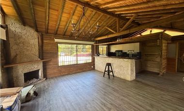 Arriendo casa campestre un nivel con vista en unidad cerrada Rionegro