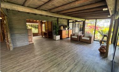 Arriendo casa campestre un nivel con vista en unidad cerrada Rionegro