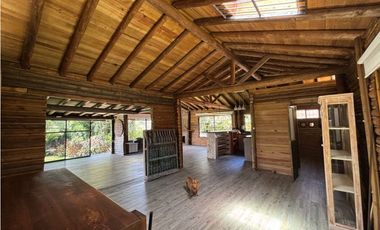 Arriendo casa campestre un nivel con vista en unidad cerrada Rionegro