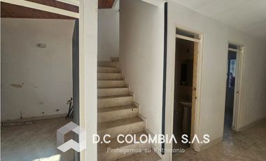 CASA EN VENTA EN GIRARDOT - CUNDINAMARCA - URB. ALTOS DE CHICAL