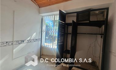 CASA EN VENTA EN GIRARDOT - CUNDINAMARCA - URB. ALTOS DE CHICAL