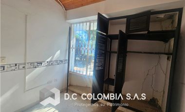 CASA EN VENTA EN GIRARDOT - CUNDINAMARCA - URB. ALTOS DE CHICAL