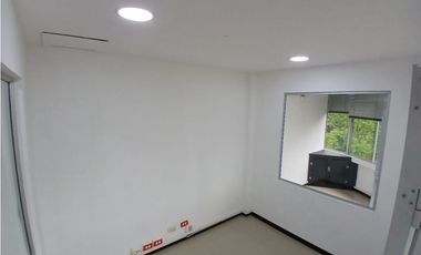 Oficina en Arriendo Manila Medellín