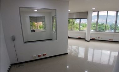 Oficina en Arriendo Manila Medellín