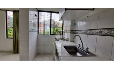 SE ARRIENDA APARTAMENTO DE 1 HABITACION EN 2DO PISO CENTRO YOPAL