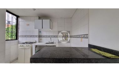 SE ARRIENDA APARTAMENTO DE 1 HABITACION EN 2DO PISO CENTRO YOPAL
