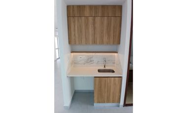 Oficina en Arriendo Los Balsos Medellín