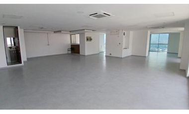 Oficina en Arriendo Los Balsos Medellín