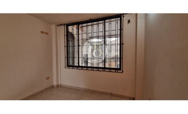 SE ARRIENDA APARTAMENTO DE 1 HABITACION 2DO PISO CENTRO YOPAL