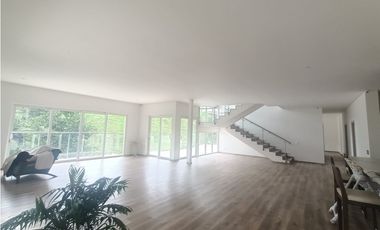 Casa Campestre en Venta Sabaneta, sector la Doctora