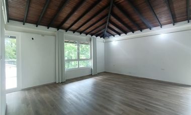 Casa Campestre en Venta Sabaneta, sector la Doctora