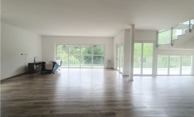 Casa Campestre en Venta Sabaneta, sector la Doctora
