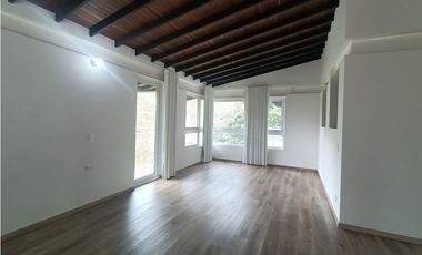 Casa Campestre en Venta Sabaneta, sector la Doctora