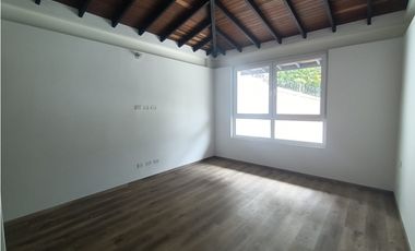 Casa Campestre en Venta Sabaneta, sector la Doctora