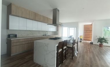 Casa Campestre en Venta Sabaneta, sector la Doctora