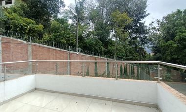 Casa Campestre en Venta Sabaneta, sector la Doctora