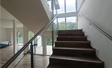 Casa Campestre en Venta Sabaneta, sector la Doctora
