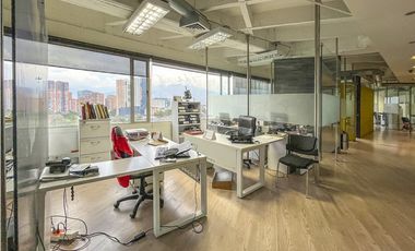 Oficina en Arriendo Manila Medellín