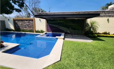 VENTA DE CASA CON ALBERCA EN VISTA HERMOSA EN CUERNAVACA