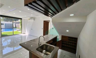VENTA DE CASA CON ALBERCA EN VISTA HERMOSA EN CUERNAVACA