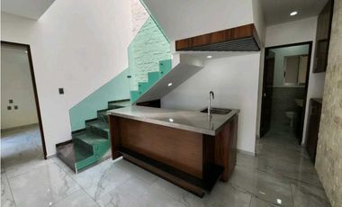 VENTA DE CASA CON ALBERCA EN VISTA HERMOSA EN CUERNAVACA