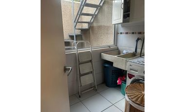 Casa en Las guilas: amplitud, seguridad y plusvalía garantizada