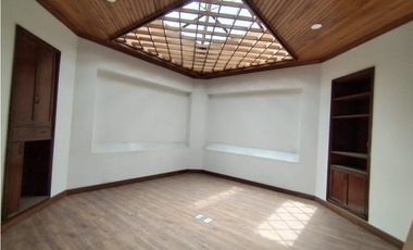 SE ARRIENDA EDIFICIO EN BOGOTA