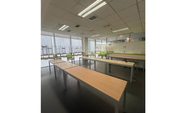 SE ARRIENDA OFICINA EN BOGOTA CON MOBILIARIO