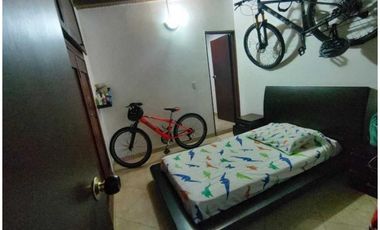 CASA DÚPLEX EN VENTA LA ALMERA