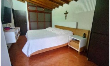 CASA DÚPLEX EN VENTA LA ALMERA