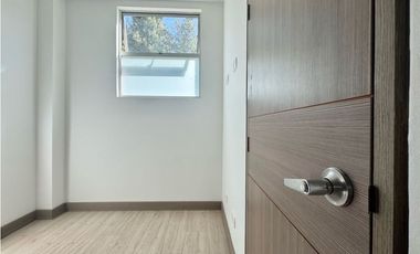 Arriendo casa de dos niveles campestres en cajica en conjunto.