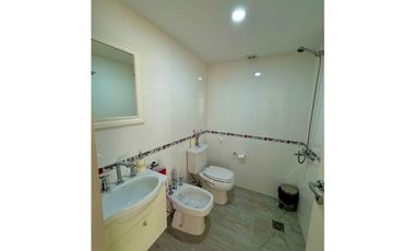 Hermosa casa en venta 5 dormitorios y pileta en Estancia Las Lilas