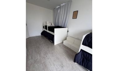 Hermosa casa en venta 5 dormitorios y pileta en Estancia Las Lilas