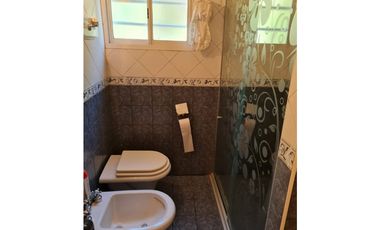 DOS CASAS EN UN LOTE MULTIFAMILIAR