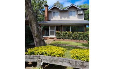 DOS CASAS EN UN LOTE MULTIFAMILIAR