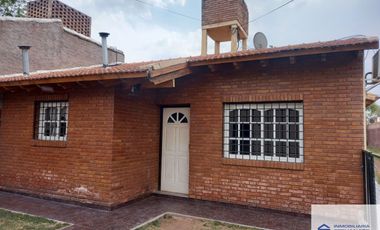 Casa en venta c/ cochera en Maipú