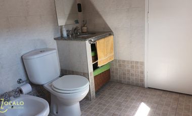 Casa con departamento independiente  en venta Godoy Cruz